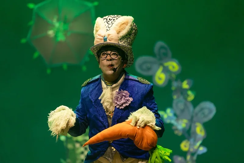 O Chapeleiro Maluco — foto 4